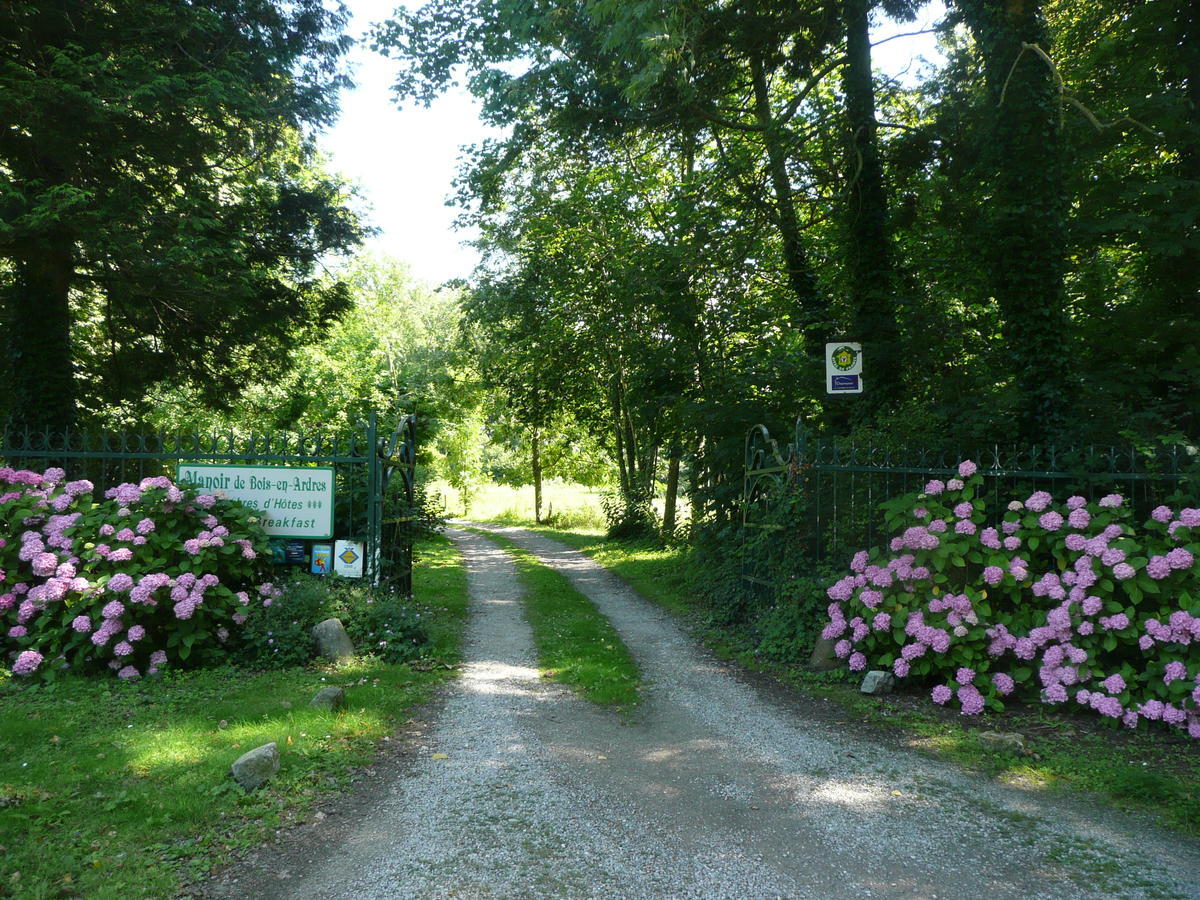Manoir De Bois En Ardres Bed & Breakfast Exterior foto