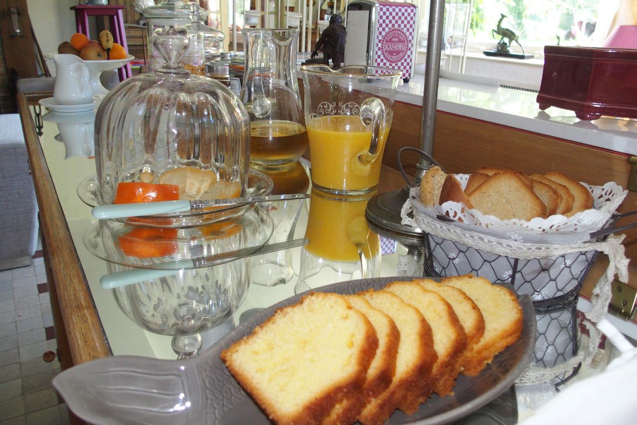 Manoir De Bois En Ardres Bed & Breakfast Exterior foto